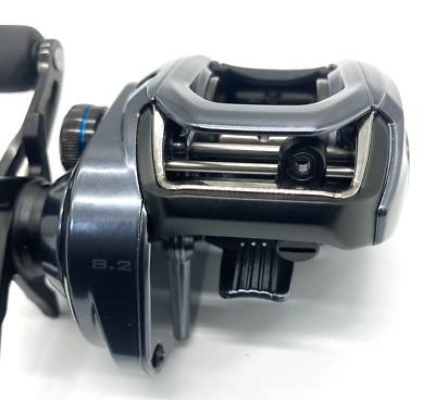 Shimano 24 SLX 70XG Right Handed Bait Casting Reel with Box From