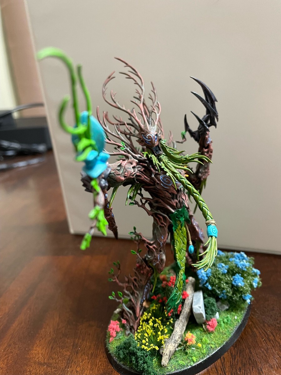 ウォーハンマー　塗装済み　シルヴァネス Treelord Ancient シルヴァネス(GWS直輸入)】ツリーロード・エインシェント