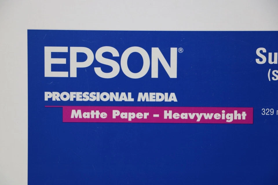 Epson S041263 Glossy Photo Paper, 52 lbs., Matte, 13 x 19 (Pack of 50) NEW - Image 4 of 4
