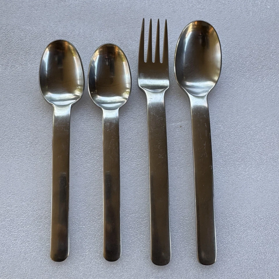 Retroneu Scan Stainless Flatware 18/8 Mixed Dinner Fork Teaspoons & Soup Spoon - Image 2 of 4