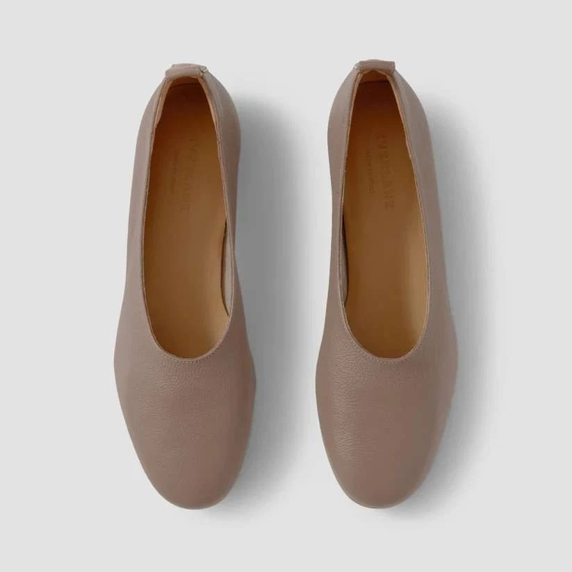 Everlane $135 Women's The Day Glove Flats in Taupe Italian Leather Sz 6