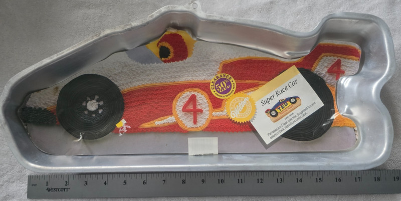 Vintage 1990 Super Race Car Wilton Aluminum Cake Pan 2105-6508 w Paper Insert