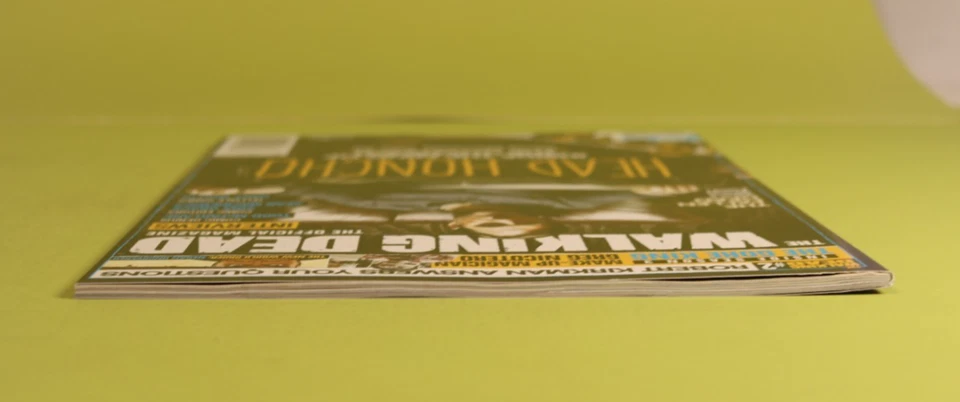 The Walking Dead The Official Magazine Issue #2 Jan Feb 2013 The Governor NM- - Image 4 of 4