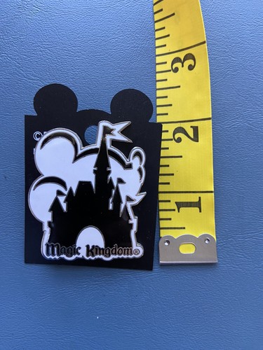 Walt Disney World Magic Kingdom Aschenputtels Schloss mit Mickey Silhouette Pin - Bild 5 von 6