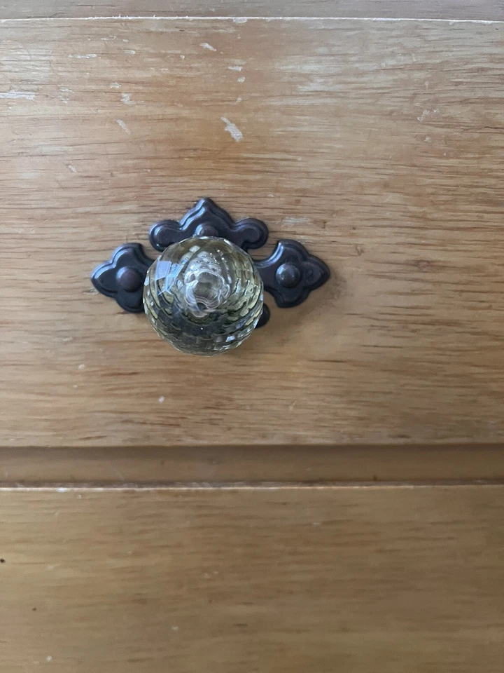 Tiradores de puerta/cajón de gabinete de bolas de vidrio de corte redondo de cristal vintage Foto 2 de 4