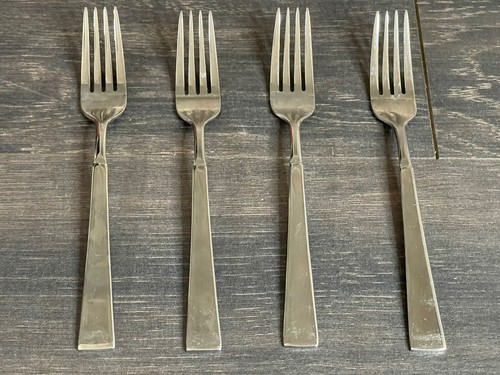 Oneida Set di 15 Posate in Acciaio Inox Pesanti Quadrate Lisce Cina AA-15 - Foto 2 di 8
