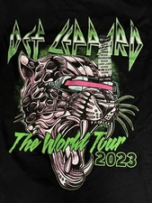 Def Leppard The 2023 World Tour Glitters Tshirt size Medium Free Ship USA NWT