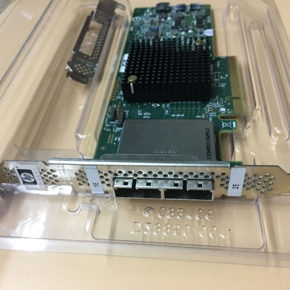 660087-001 HP H221 LSI SAS9207-8e HBA 638836-001 MiniSAS PCI-E x8 3.0 6Gb/s - Image 3 of 4