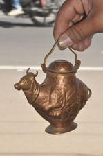 Pot À Eau Sacré En Cuivre Fait Main En Forme D'Ox/Nandi/Vache De Haute Qualité