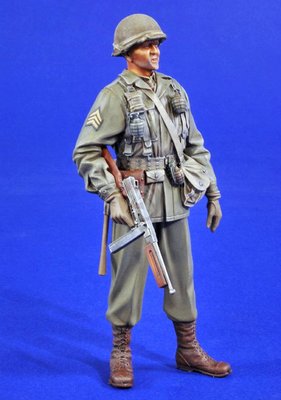 Verlinden 120mm (1/16) US Army Sergeant with Thompson in ETO