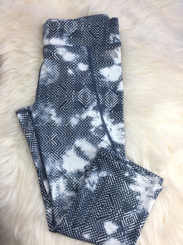 NWT NEW WOMEN BLUE PRINT TNF ON THE GO GYM CAPRI LEGGING  PANTS SZ MEDIUM M - Picture 1 of 5