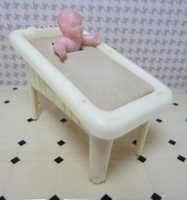 Renwal Hospital Nursery Bassinet with Original Cardboard, Baby Plastic Dollhouse