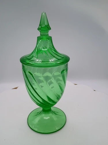 Anchor Hocking Green Depression Glass Spiral Tall Pedestal Lidded Candy Dish