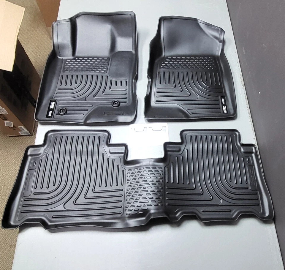 Husky Liners for 2012-2016 Chevrolet Weatherbeater Front & 2nd Seat Floor Liners Foto 3 de 4