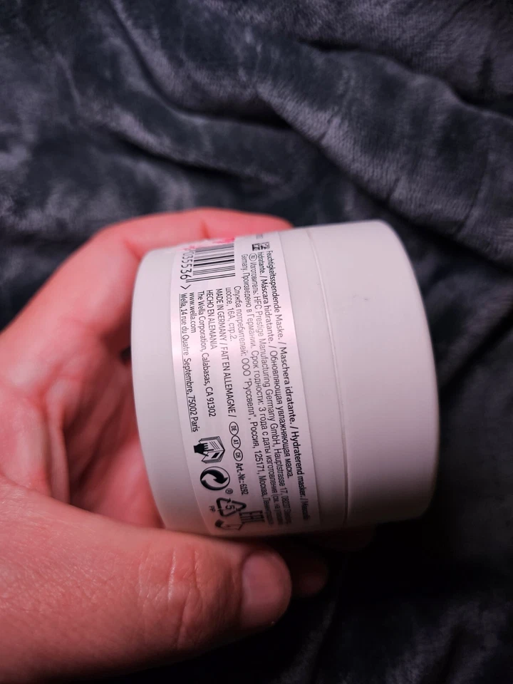 Mascarilla Renovadora Wella Elements Mascarilla Hidratante 95% Natural 5 OZ Foto 4 de 4