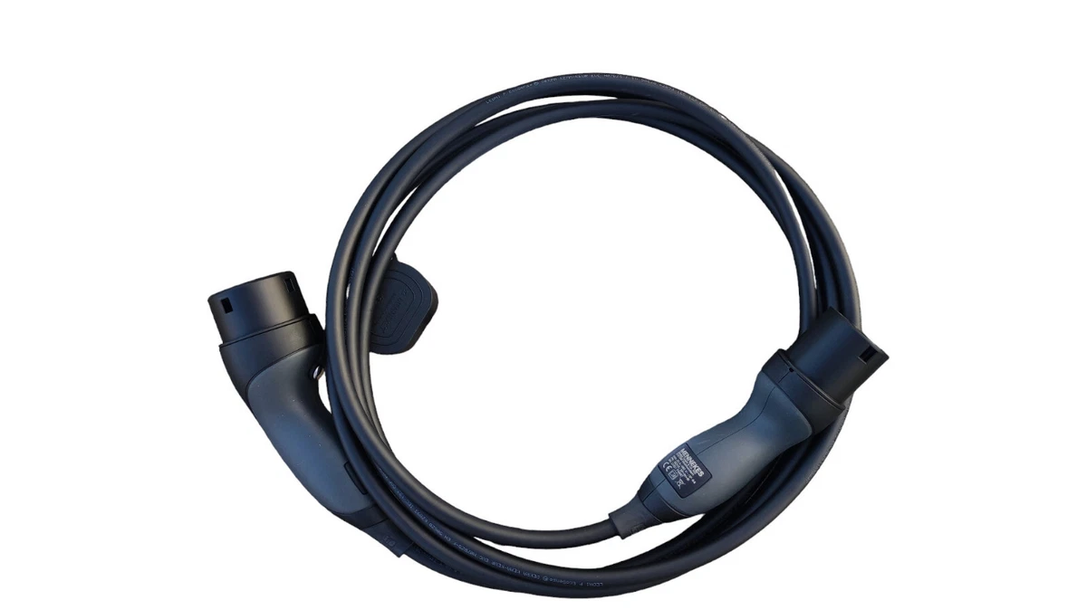 Mercedes-Benz Ladekabel 5m 3-Phasig Mennekes Ladestation  