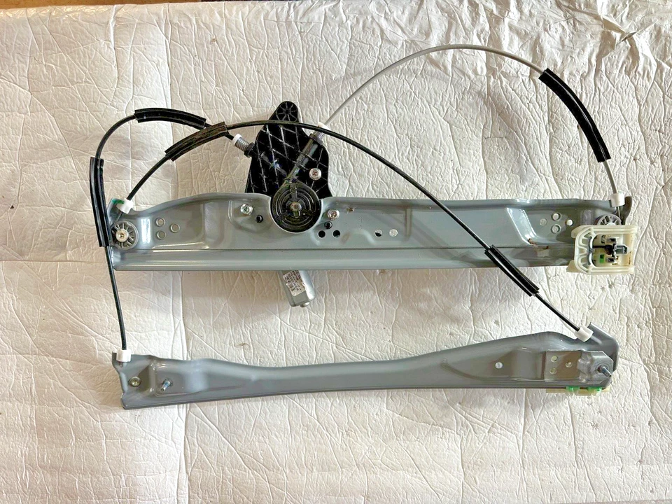 Регулятор переднего левого окна от оригинального производителя для GMC Sierra 2500 HD - Изображение 4 из 4