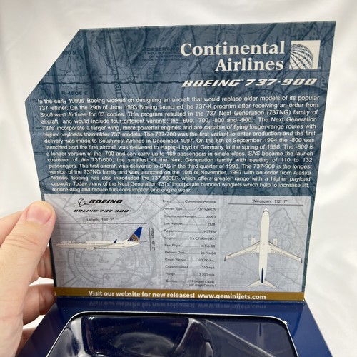 Continental Airlines Gemini Jets 1:400 Boeing 737-900 REG: N39416 GJCOA918 - Picture 7 of 15