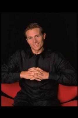 Athletic star runner Roger Black circa 1999 British TV Old Photo 2