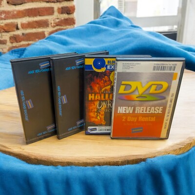 Blockbuster Video DVD & Game Rental Clamshell Case Lot Exclusive  VTG Nostalgia 