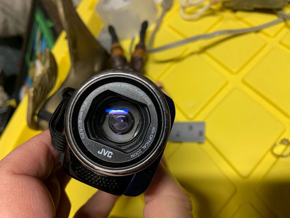 JVC Full HD Everio - GZ-E10AU - no Charger - Image 2 of 4