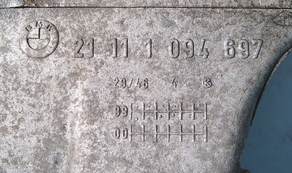 Пара кронштейнов крепления рычага двигателя левый правый для BMW M54 1999-2006 E46 E85 Z4 от оригинального производителя - Изображение 3 из 4