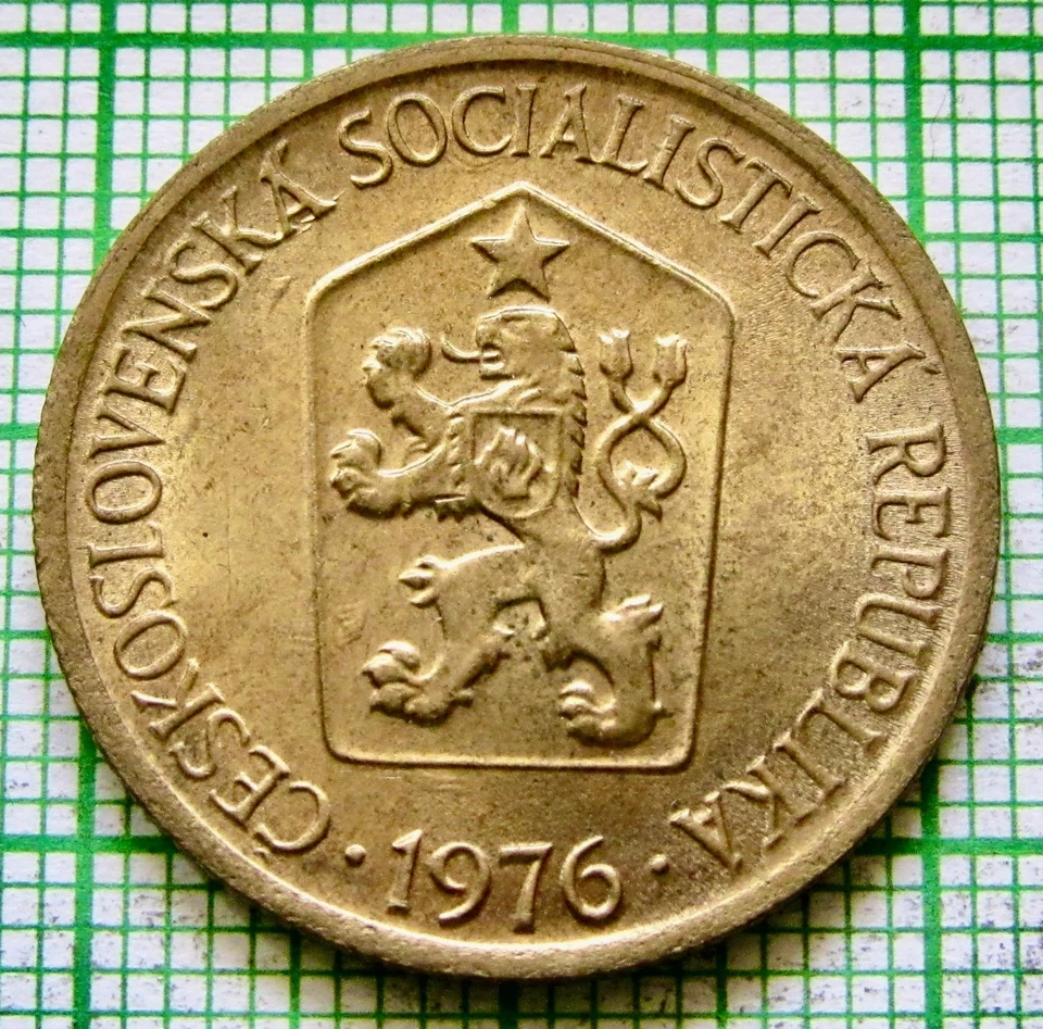 CZECHOSLOVAKIA 1976 1 KORUNA, WOMAN PLANTING LINDEN SPRIG UNC Lustre - Image 4 of 4