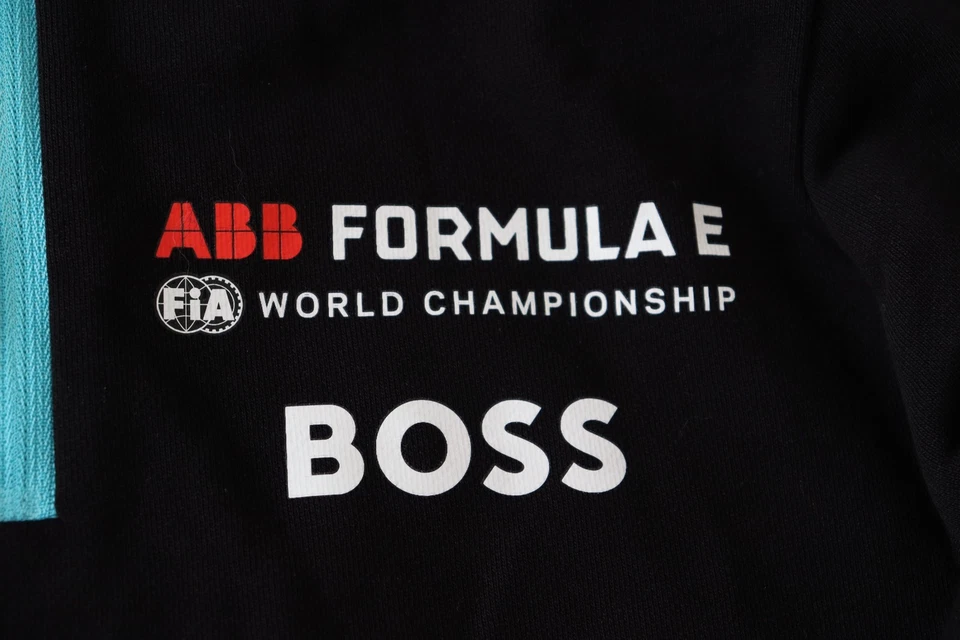 HUGO BOSS ABB FORMULA E 1/4 ZIP PULLOVER-TOP / FIA CHAMPION SHIP 2021/2022 MEN M - Image 3 of 4