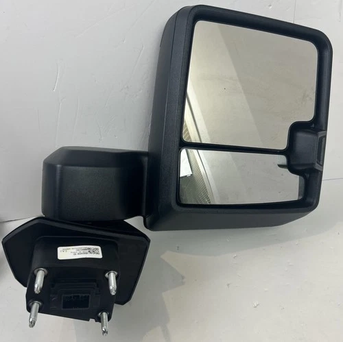 NEW! OEM GM 2019 - 2024 CHEVY SILVERADO 2500 HD 3500HD RH MANUAL MIRROR 86824036
