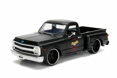 JadaToys 1/24 1969 シェビーC-10 JADA JUST TRUCKS 1969 CHEVY C10 STEPSIDE PICKUP TRUCK 1:24