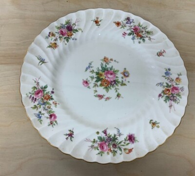 1 Dinner Plate Minton Marlow Floral Scalloped Gold Edge Globe Backstamp England
