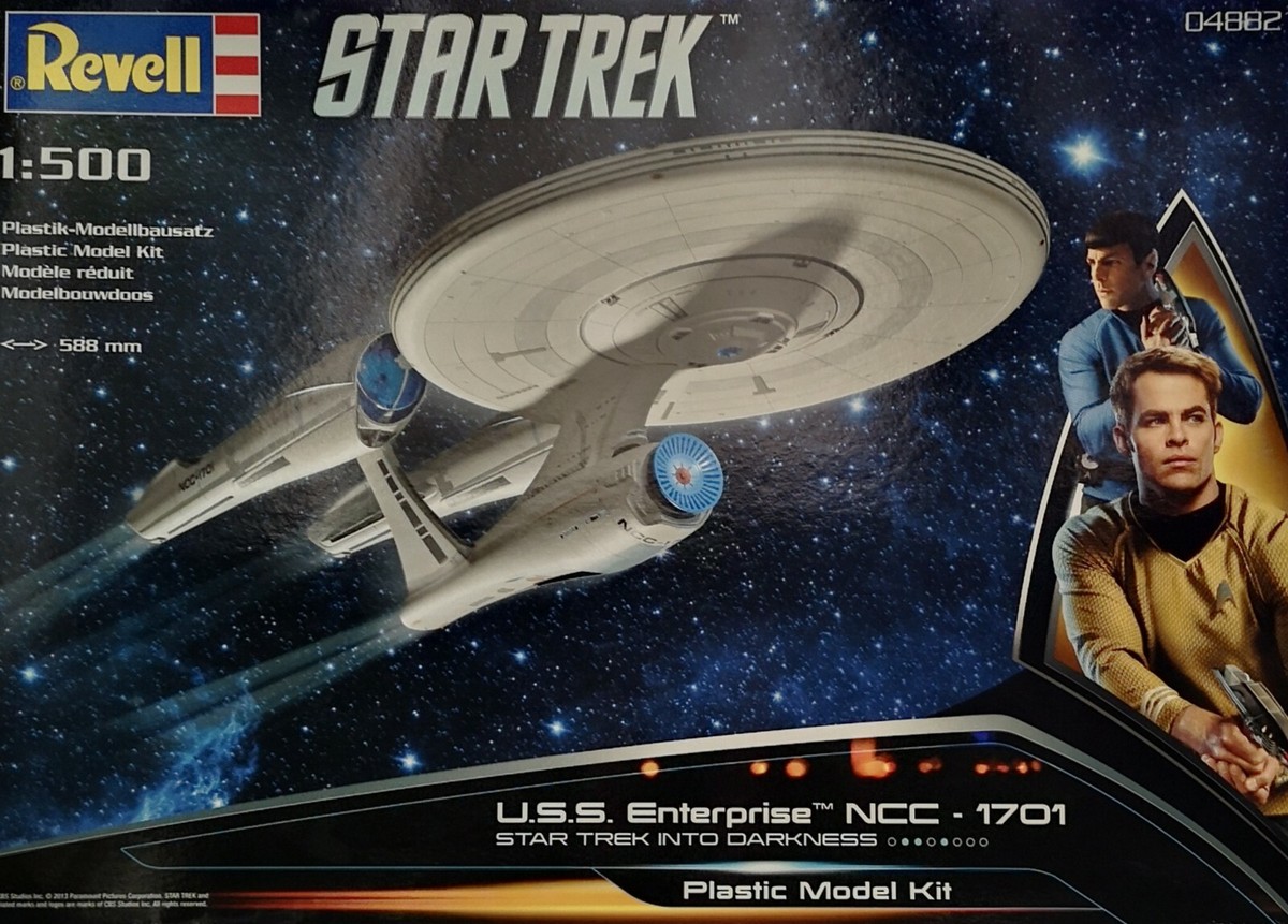 Revell STAR TREK U.S.S.エンタープライズ NCC-1701 Revell 1/500 U.S.S. Enterprise NCC-1701 Star Trek New Plastic