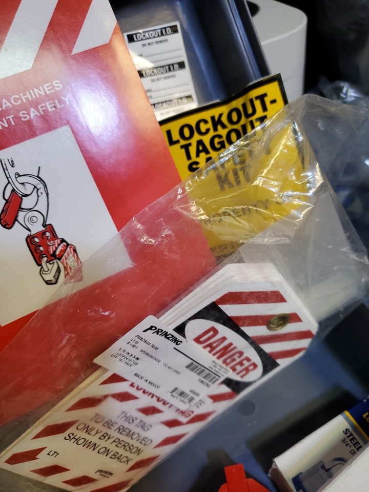 Lockout Tagout LOTO Safety Kit With Prinzing Brady Locks - carry box ...