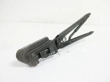 AMP 58166-2 SDL FERR 4P & 69710-1 HAND CRIMP TOOL