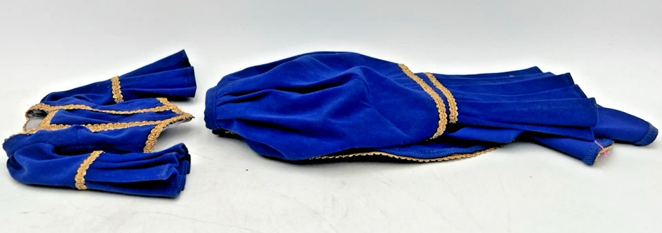 VESTIDO MUÑECA PATRIÓTICA 4 DE JULIO, SOMBRERO, SOMBRILLA Y TERCIOPELO AZUL 22"? SIN ETIQUETAS Foto 4 de 4