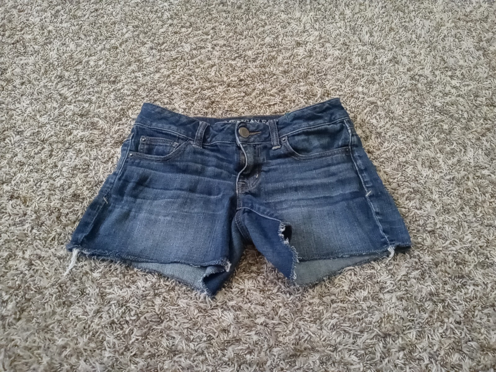 American Eagle Shorts Womens 0 Dark Wash Cut Off Super Stretch Cotton