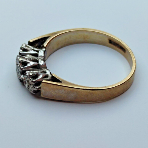 Vintage 9ct Yellow Gold Ring Diamond Gemstones Three Stone Setting Ring Size N - Picture 4 of 9