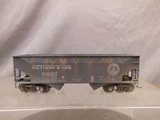 HO SCALE WEATHERED BALTIMORE & OHIO 636507 2-BAY HOPPER