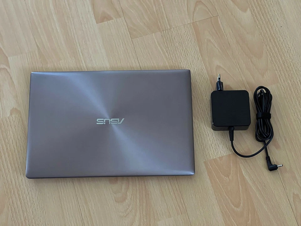 ASUS Zenbook UX303LA - Bild 2 von 4