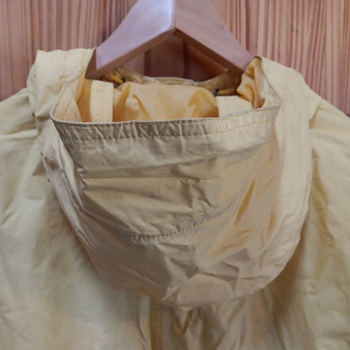 Vintage Helly Hansen Packable Regenjacke Herren Gr. L gelb Preppy Button Logo - Bild 9 von 16