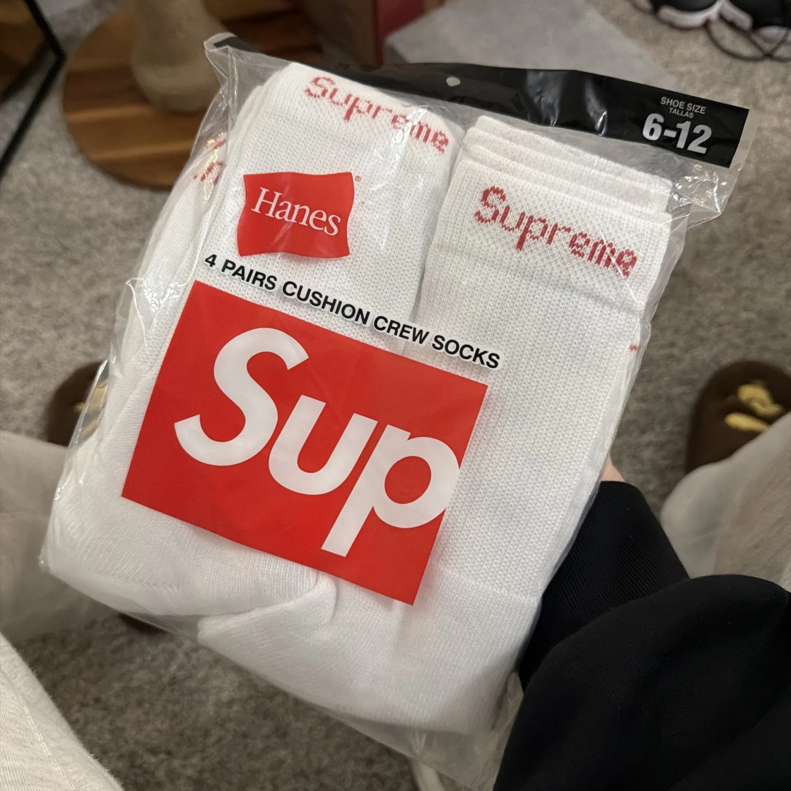 Supreme X Hanes Crew Socks - White, Pack of 4, Size 6-12