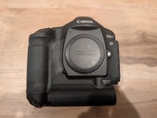 READ 5K Clicks - Canon 1D Mark II, 8.2mp Camera Body Only