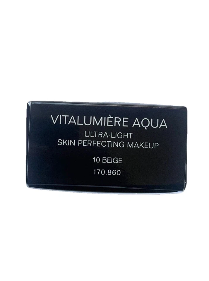 Chanel Vitalumière Aqua 10 Beige Light Shade Skin Spf 15 Perfecting Foundation - Image 3 of 4