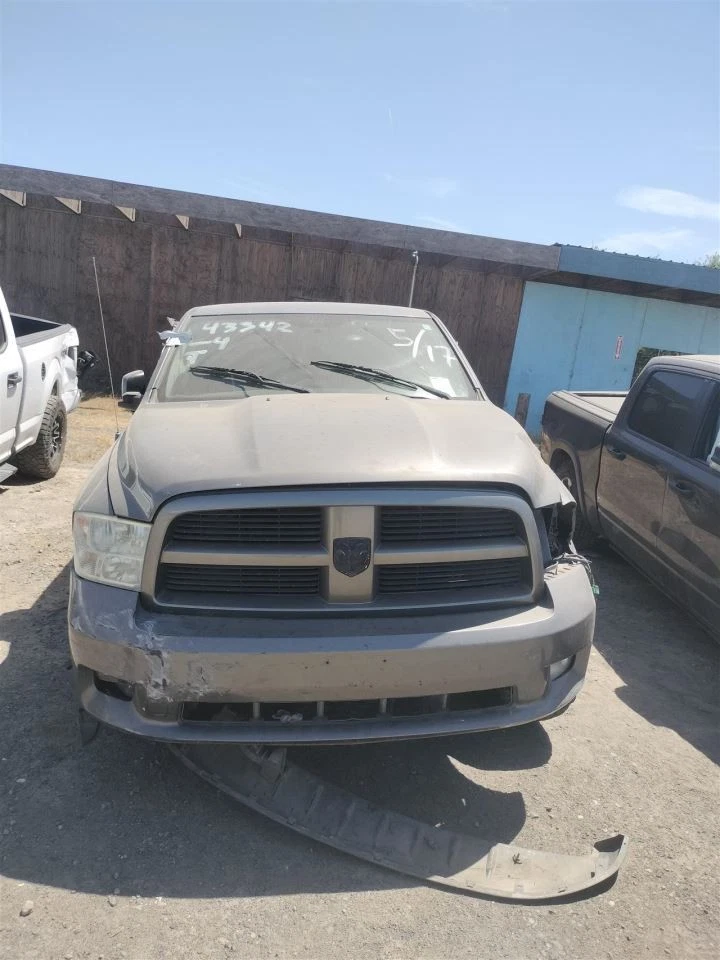 INTAKE MANIFOLD 68048074AD 2009-2012 DODGE RAM1500 — 第 3/4 张图片