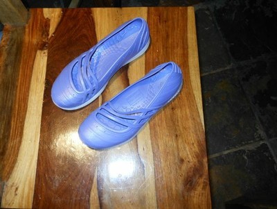 jelly shoes for swimming