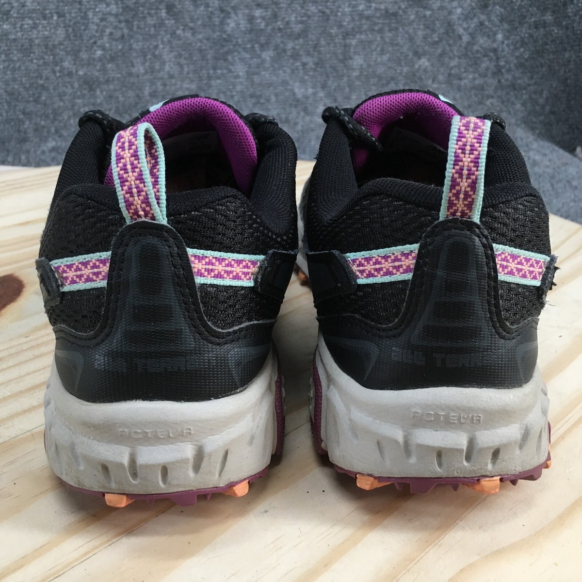 New Balance Shoes Womens 8D Techride 412 V3 Trail Running