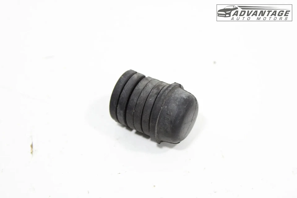 Chevrolet Equinox 2018-2025 capó delantero capó parachoques tapón tope OEM Foto 2 de 4