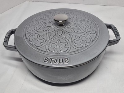 Staub Cast Iron 3.75 Qt Essential French Oven Lilly Lid Gray Graphite 24