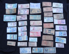 42 X MIXED WORLD OLD BANK NOTES