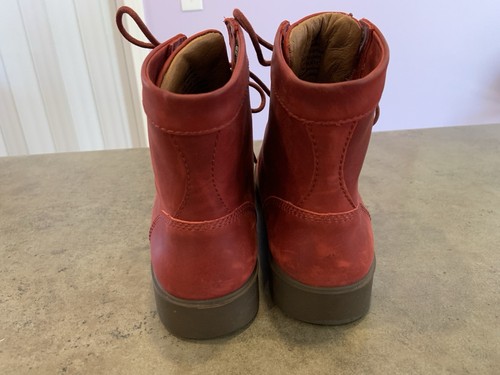 Botas Chukka Impermeables Kodiak para Mujer Talla 9.5 Cuero Rojo Con Cordones Usadas en Excelente Condición - Imagen 7 de 11